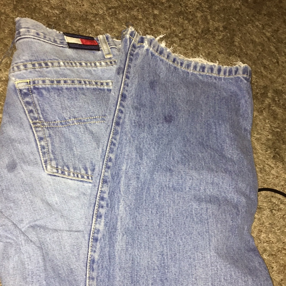 Tommy Hilfiger Size 7 Women’s Jeans.